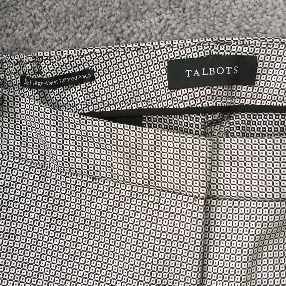 Talbot's High-Waist Tailored Ankle Slacks, size 18W - Picture 2 of 7